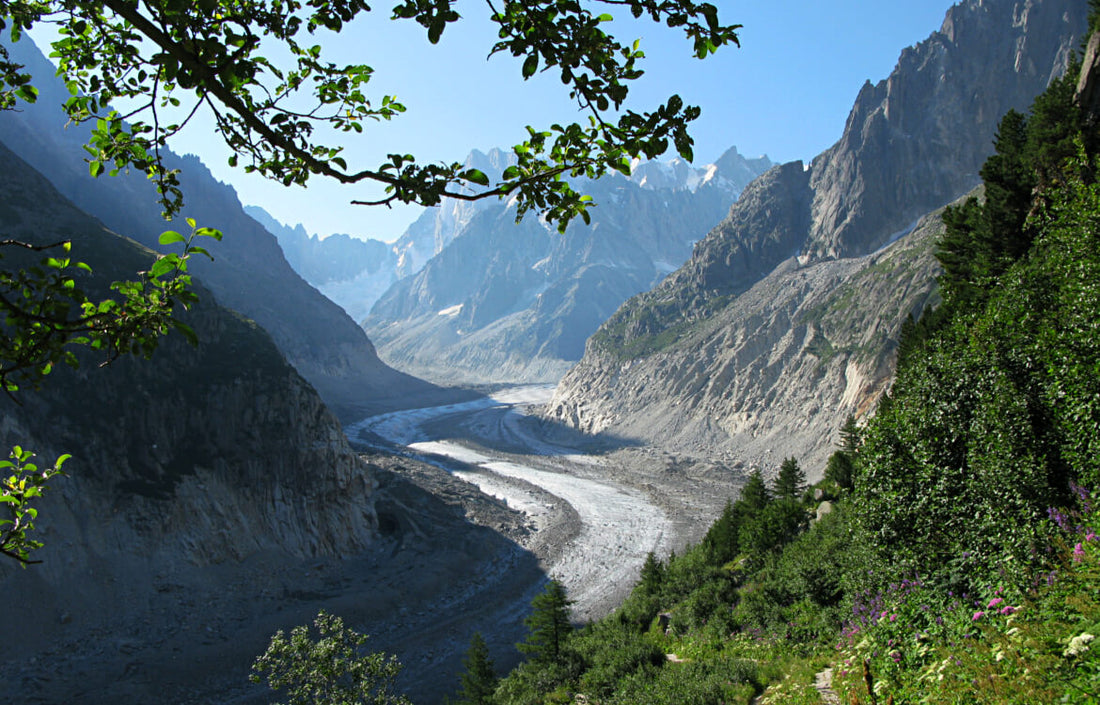 Le glacier de la Mer de glace en été à Chamonix