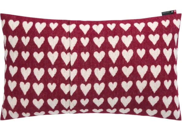 Coussin déhoussable 50x30cm SILVRETTA coeurs rouges
