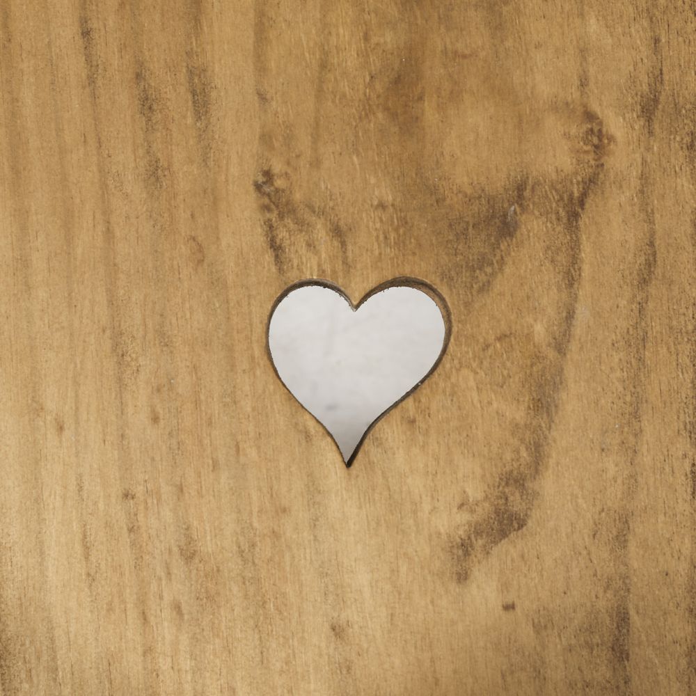 Tabouret en bois carré rustique avec coeur en pin massif cire teinté - Région